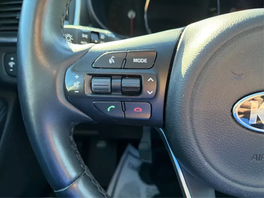 2018 Kia Sorento 2.0T EX (5XYPHDA11JG) with an 2L I-4 gasoline direct injection engine, 6A transmission, located at 8750 N County Rd 25A, Piqua, OH, 45356, (937) 908-9800, 40.164391, -84.232513 - Experience the freedom of adventure with the 2018 Kia Sorento EX, available at Advantage Car and Credit in Vandalia, OH! This SUV is not just a vehicle; it's a companion for families, commuters, and weekend explorers alike. With its robust features and versatile design, the Sorento is perfect for ev - Photo#16