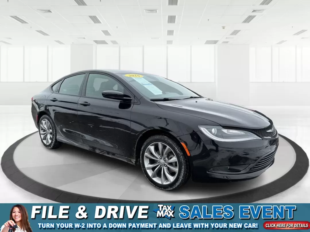 2016 Chrysler 200 S (1C3CCCBB9GN) with an Pentastar 3.6L V-6 DOHC engine, 9A transmission, located at 1951 S Dayton Lakeview Rd., New Carlisle, OH, 45344, (937) 908-9800, 39.890999, -84.050255 - Elevate your driving experience and embrace adventure with the 2016 Chrysler 200 S, now available at Advantage Car and Credit, your trusted Buy Here Pay Here dealership located at 1951 S Dayton-Lakeview Rd, New Carlisle, OH 45344. Whether you're commuting through the bustling streets of New Carlisle - Photo#0