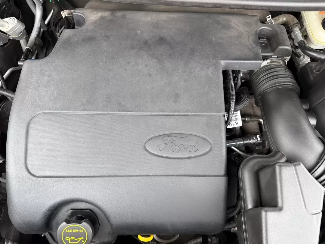 2016 Ford Explorer XLT (1FM5K8D89GG) with an EcoBoost 2.3L I-4 gasoline direct injection engine, 6-Speed Automatic transmission, located at 1951 S Dayton Lakeview Rd., New Carlisle, OH, 45344, (937) 908-9800, 39.890999, -84.050255 - Looking for a versatile and reliable vehicle that can accommodate your family adventures, weekend getaways, and daily commutes? Look no further than the 2016 Ford Explorer XLT, available now at Advantage Car and Credit in New Carlisle, OH. With a spacious interior and advanced technology features, t - Photo#11