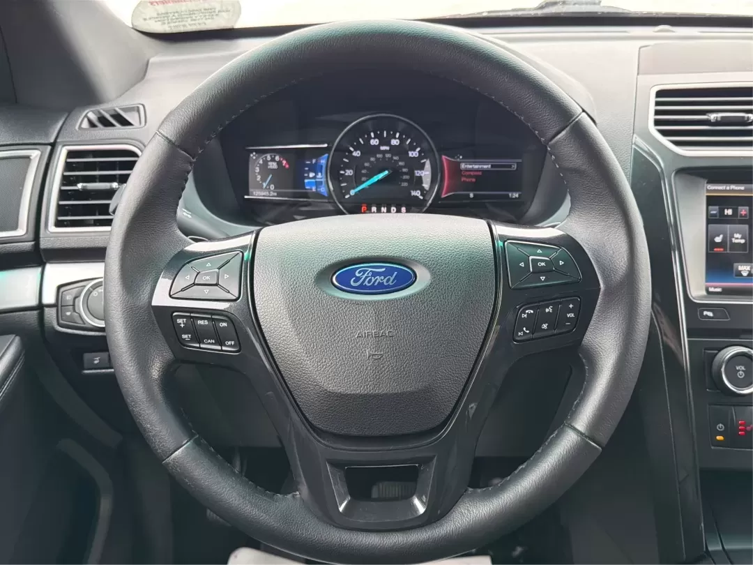 2016 Ford Explorer XLT (1FM5K8D89GG) with an EcoBoost 2.3L I-4 gasoline direct injection engine, 6-Speed Automatic transmission, located at 1951 S Dayton Lakeview Rd., New Carlisle, OH, 45344, (937) 908-9800, 39.890999, -84.050255 - Looking for a versatile and reliable vehicle that can accommodate your family adventures, weekend getaways, and daily commutes? Look no further than the 2016 Ford Explorer XLT, available now at Advantage Car and Credit in New Carlisle, OH. With a spacious interior and advanced technology features, t - Photo#16