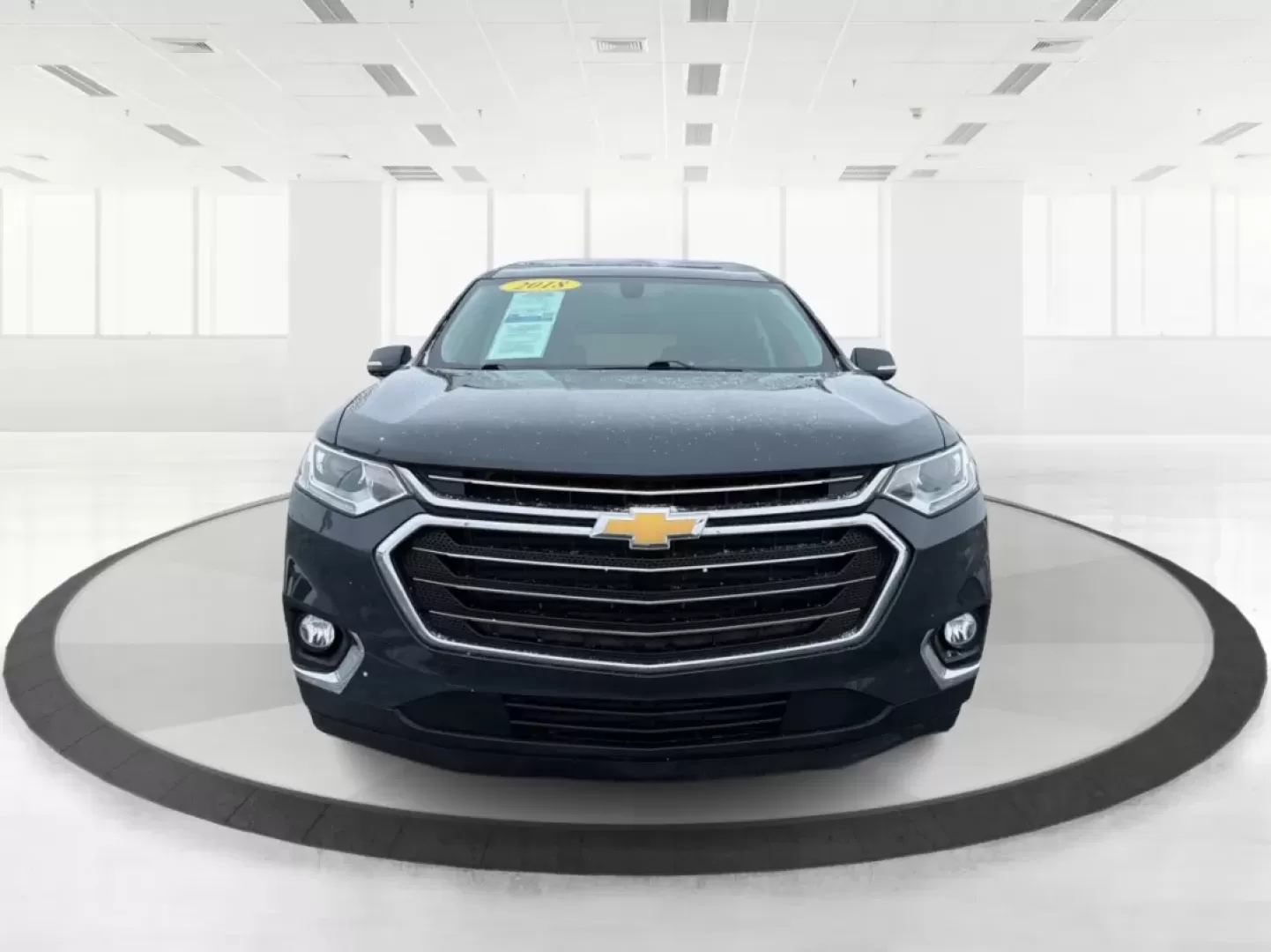 2018 Chevrolet Traverse 1LT (1GNERGKW2JJ) with an 3.6L V-6 gasoline direct injection engine, 9A transmission, located at 1951 S Dayton Lakeview Rd., New Carlisle, OH, 45344, (937) 908-9800, 39.890999, -84.050255 - **Conquer Every Adventure with the 2018 Chevrolet Traverse!** <br /> <br /> Are you ready to embark on exhilarating weekend getaways or tackle the daily grind with the perfect blend of comfort and reliability? Look no further than this stunning 2018 Chevrolet Traverse at Advantage Car and Credit in - Photo#7