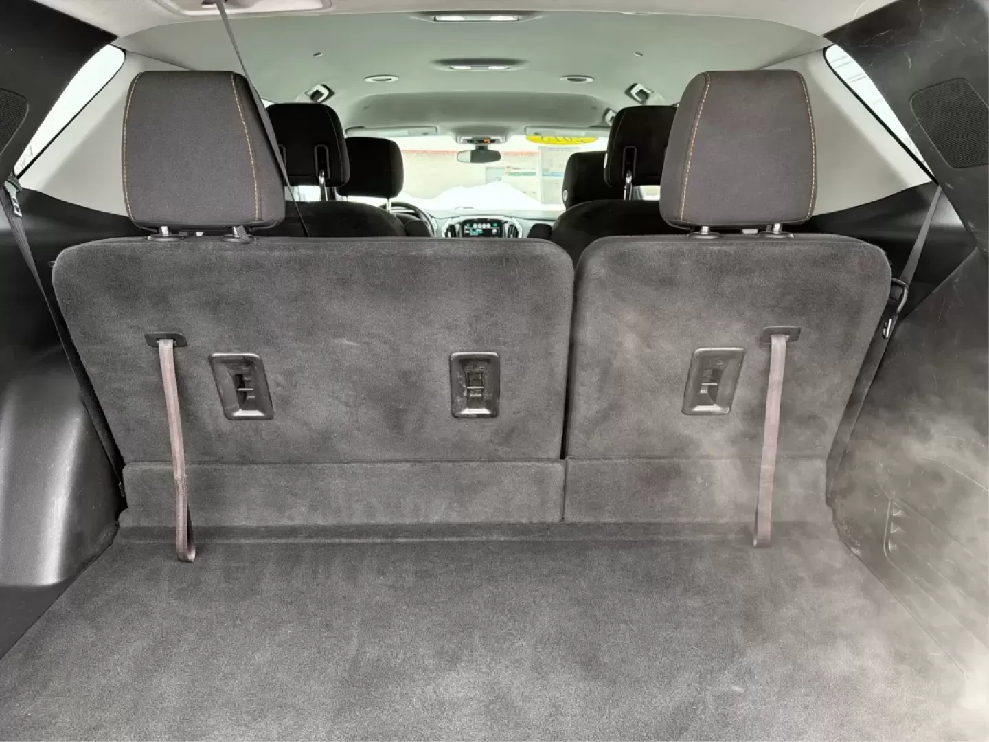 2018 Chevrolet Traverse 1LT (1GNERGKW2JJ) with an 3.6L V-6 gasoline direct injection engine, 9A transmission, located at 1951 S Dayton Lakeview Rd., New Carlisle, OH, 45344, (937) 908-9800, 39.890999, -84.050255 - **Conquer Every Adventure with the 2018 Chevrolet Traverse!** <br /> <br /> Are you ready to embark on exhilarating weekend getaways or tackle the daily grind with the perfect blend of comfort and reliability? Look no further than this stunning 2018 Chevrolet Traverse at Advantage Car and Credit in - Photo#12