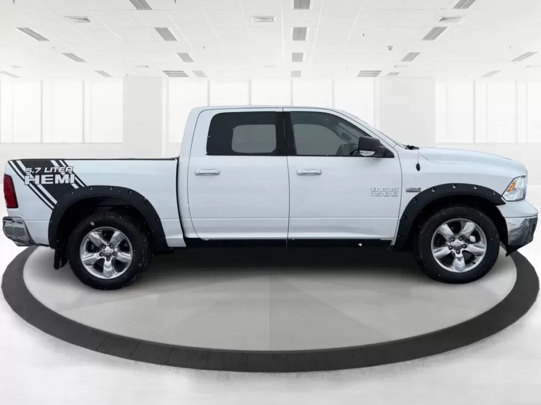 2016 Ram 1500 Big Horn (3C6RR7LT1GG) with an HEMI 5.7L V-8 variable valve control engine, located at 8750 N County Rd 25A, Piqua, OH, 45356, (937) 908-9800, 40.164391, -84.232513 - ### Unleash Your Adventurous Spirit with the 2016 Ram 1500 Big Horn at Advantage Car and Credit - Piqua!<br /> <br /> Are you searching for the perfect truck that seamlessly combines power, comfort, and reliability for your next weekend getaway or daily commute? Look no further than the 2016 Ram 150 - Photo#1