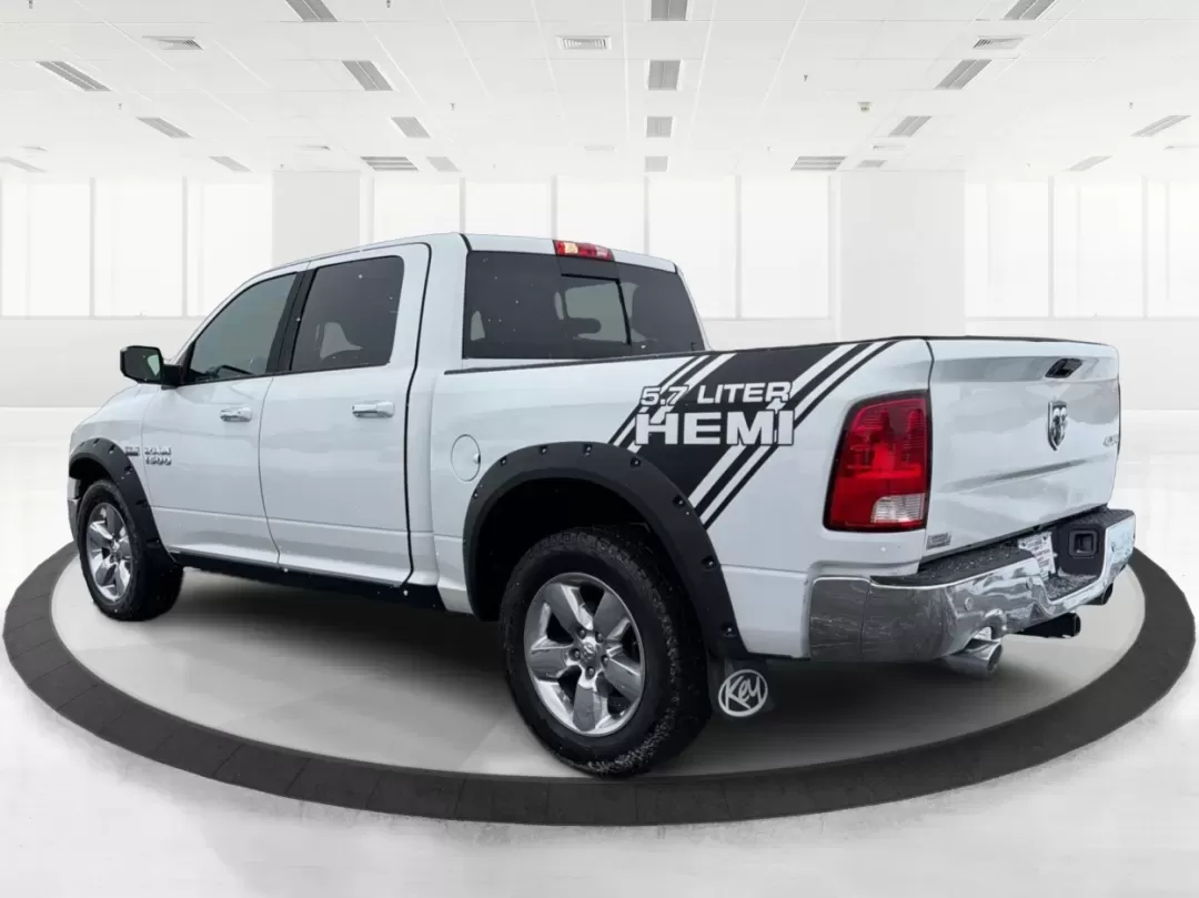 2016 Ram 1500 Big Horn (3C6RR7LT1GG) with an HEMI 5.7L V-8 variable valve control engine, located at 8750 N County Rd 25A, Piqua, OH, 45356, (937) 908-9800, 40.164391, -84.232513 - ### Unleash Your Adventurous Spirit with the 2016 Ram 1500 Big Horn at Advantage Car and Credit - Piqua!<br /> <br /> Are you searching for the perfect truck that seamlessly combines power, comfort, and reliability for your next weekend getaway or daily commute? Look no further than the 2016 Ram 150 - Photo#4