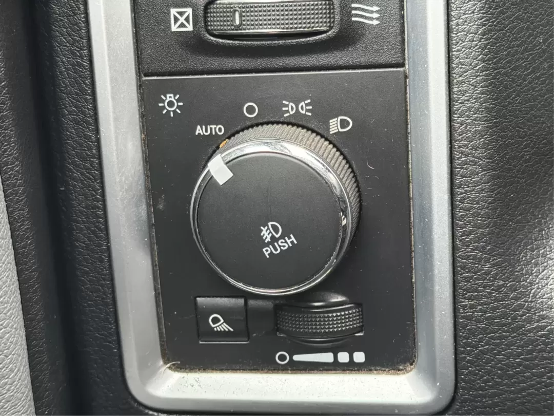 2016 Ram 1500 Big Horn (3C6RR7LT1GG) with an HEMI 5.7L V-8 variable valve control engine, located at 8750 N County Rd 25A, Piqua, OH, 45356, (937) 908-9800, 40.164391, -84.232513 - ### Unleash Your Adventurous Spirit with the 2016 Ram 1500 Big Horn at Advantage Car and Credit - Piqua!<br /> <br /> Are you searching for the perfect truck that seamlessly combines power, comfort, and reliability for your next weekend getaway or daily commute? Look no further than the 2016 Ram 150 - Photo#16