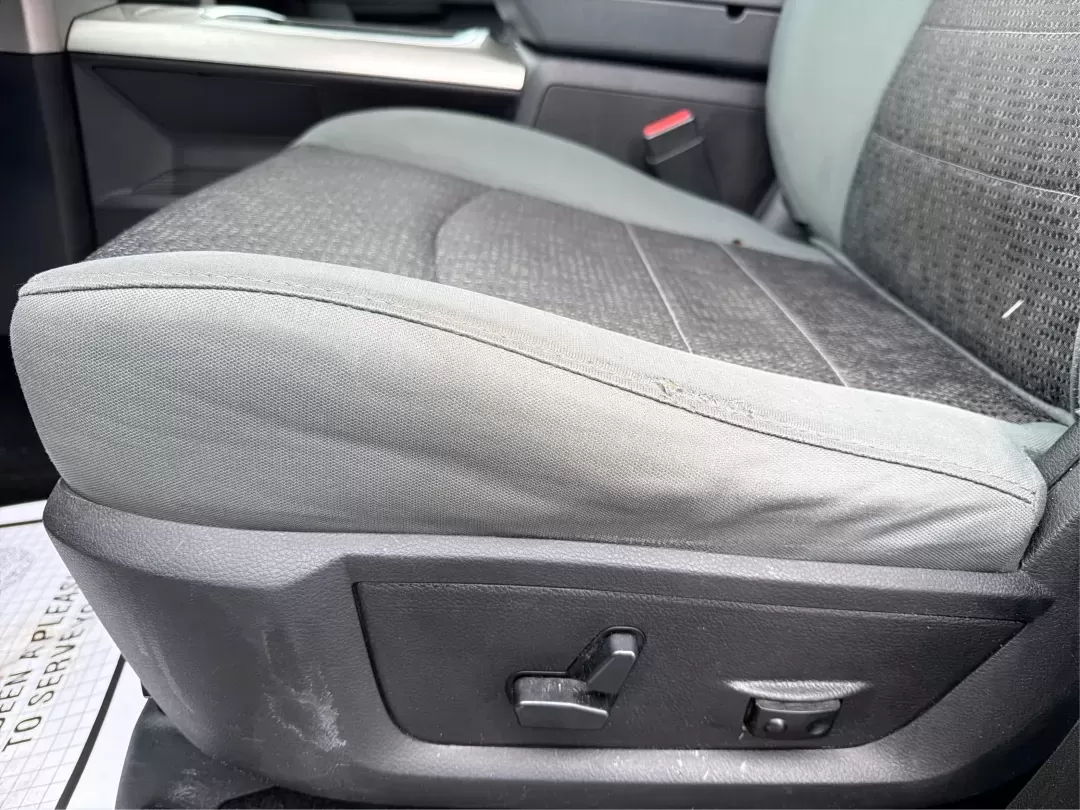 2016 Ram 1500 Big Horn (3C6RR7LT1GG) with an HEMI 5.7L V-8 variable valve control engine, located at 8750 N County Rd 25A, Piqua, OH, 45356, (937) 908-9800, 40.164391, -84.232513 - ### Unleash Your Adventurous Spirit with the 2016 Ram 1500 Big Horn at Advantage Car and Credit - Piqua!<br /> <br /> Are you searching for the perfect truck that seamlessly combines power, comfort, and reliability for your next weekend getaway or daily commute? Look no further than the 2016 Ram 150 - Photo#17