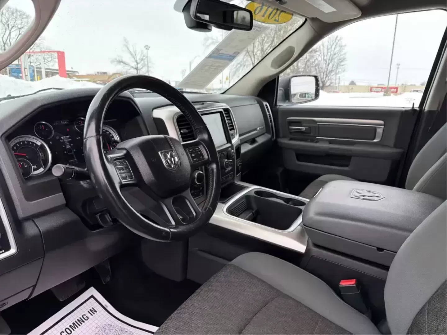 2016 Ram 1500 Big Horn (3C6RR7LT1GG) with an HEMI 5.7L V-8 variable valve control engine, 6A transmission, located at 8750 N County Rd 25A, Piqua, OH, 45356, (937) 908-9800, 40.164391, -84.232513 - ### Unleash Your Adventurous Spirit with the 2016 Ram 1500 Big Horn at Advantage Car and Credit - Piqua!<br /> <br /> Are you searching for the perfect truck that seamlessly combines power, comfort, and reliability for your next weekend getaway or daily commute? Look no further than the 2016 Ram 150 - Photo#9