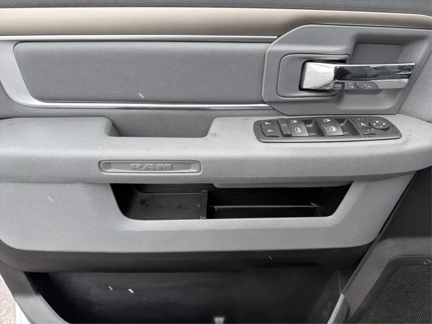 2016 Ram 1500 Big Horn (3C6RR7LT1GG) with an HEMI 5.7L V-8 variable valve control engine, 6A transmission, located at 8750 N County Rd 25A, Piqua, OH, 45356, (937) 908-9800, 40.164391, -84.232513 - ### Unleash Your Adventurous Spirit with the 2016 Ram 1500 Big Horn at Advantage Car and Credit - Piqua!<br /> <br /> Are you searching for the perfect truck that seamlessly combines power, comfort, and reliability for your next weekend getaway or daily commute? Look no further than the 2016 Ram 150 - Photo#18