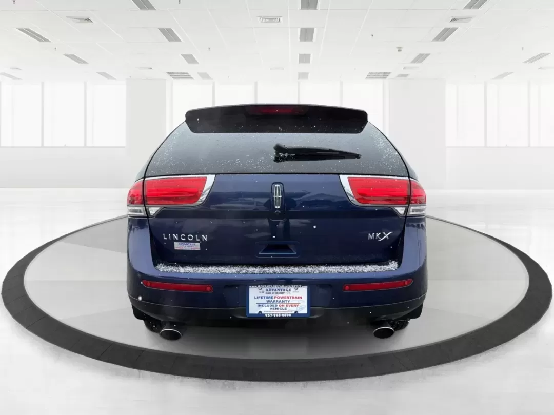 2011 Lincoln MKX Base (2LMDJ6JK8BB) with an Other engine, located at 8750 N County Rd 25A, Piqua, OH, 45356, (937) 908-9800, 40.164391, -84.232513 - **Discover Comfort and Style with This 2011 Lincoln MKX at Advantage Car and Credit - Piqua!**<br /> <br /> Are you in the market for a vehicle that perfectly combines luxury, comfort, and versatility? Look no further! The 2011 Lincoln MKX is the ideal choice for growing families, busy professionals - Photo#3
