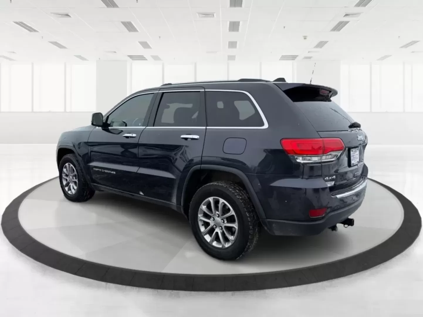 2015 Jeep Grand Cherokee Limited (1C4RJFBG1FC) with an Other engine, located at 1099 N County Rd 25A , Troy, OH, 45373, (937) 908-9800, 40.057079, -84.212883 - Are you ready to elevate your driving experience? Whether you're tackling the daily commute, embarking on family road trips, or exploring off-the-beaten-path adventures, the 2015 Jeep Grand Cherokee Limited is your ultimate companion. This rugged yet refined SUV combines luxury and functionality, ma - Photo#4