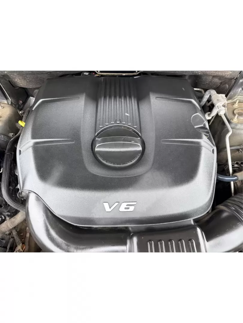 2015 Jeep Grand Cherokee Limited (1C4RJFBG1FC) with an Other engine, located at 1099 N County Rd 25A , Troy, OH, 45373, (937) 908-9800, 40.057079, -84.212883 - Are you ready to elevate your driving experience? Whether you're tackling the daily commute, embarking on family road trips, or exploring off-the-beaten-path adventures, the 2015 Jeep Grand Cherokee Limited is your ultimate companion. This rugged yet refined SUV combines luxury and functionality, ma - Photo#11