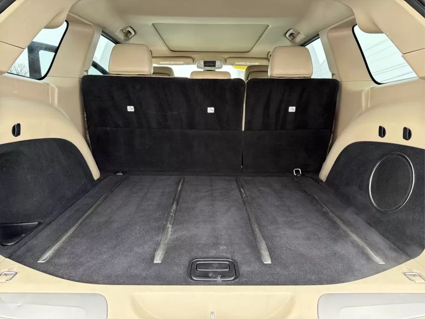 2015 Jeep Grand Cherokee Limited (1C4RJFBG1FC) with an Other engine, located at 1099 N County Rd 25A , Troy, OH, 45373, (937) 908-9800, 40.057079, -84.212883 - Are you ready to elevate your driving experience? Whether you're tackling the daily commute, embarking on family road trips, or exploring off-the-beaten-path adventures, the 2015 Jeep Grand Cherokee Limited is your ultimate companion. This rugged yet refined SUV combines luxury and functionality, ma - Photo#12