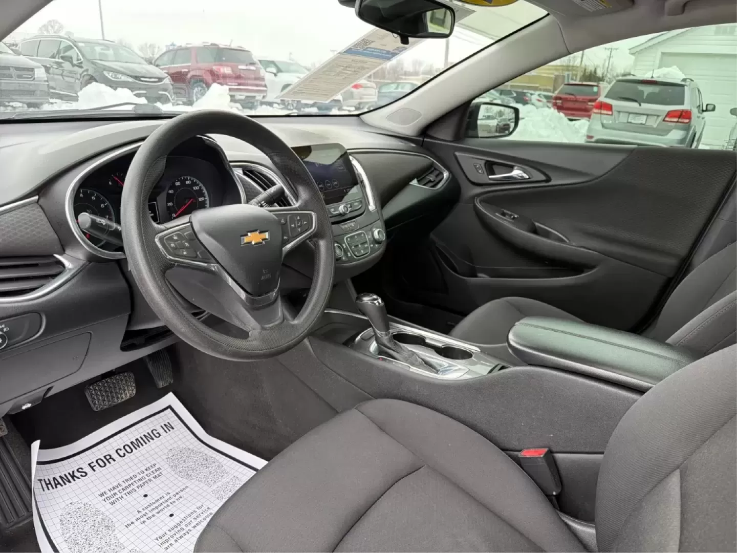 2020 Chevrolet Malibu FWD LT (1G1ZD5ST9LF) with an ECOTEC 1.5L I-4 gasoline direct injection engine, 6A transmission, located at 1184 Kauffman Ave, Fairborn, OH, 45324, (937) 908-9800, 39.807072, -84.030914 - ### Discover the 2020 Chevrolet Malibu LT: Your Perfect Commuter and Family Sedan!<br /> <br /> Are you searching for a reliable vehicle that blends comfort and efficiency for your daily commute or family outings? Look no further than the 2020 Chevrolet Malibu LT available at Advantage Car and Credi - Photo#9