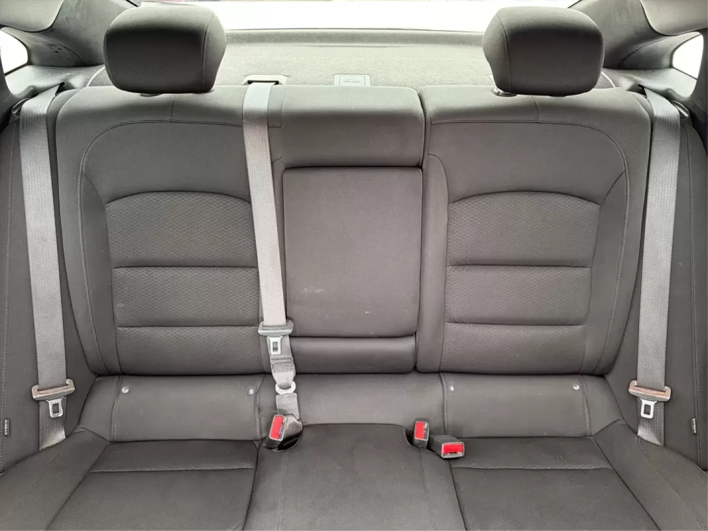 2020 Chevrolet Malibu FWD LT (1G1ZD5ST9LF) with an ECOTEC 1.5L I-4 gasoline direct injection engine, 6A transmission, located at 1184 Kauffman Ave, Fairborn, OH, 45324, (937) 908-9800, 39.807072, -84.030914 - ### Discover the 2020 Chevrolet Malibu LT: Your Perfect Commuter and Family Sedan!<br /> <br /> Are you searching for a reliable vehicle that blends comfort and efficiency for your daily commute or family outings? Look no further than the 2020 Chevrolet Malibu LT available at Advantage Car and Credi - Photo#14