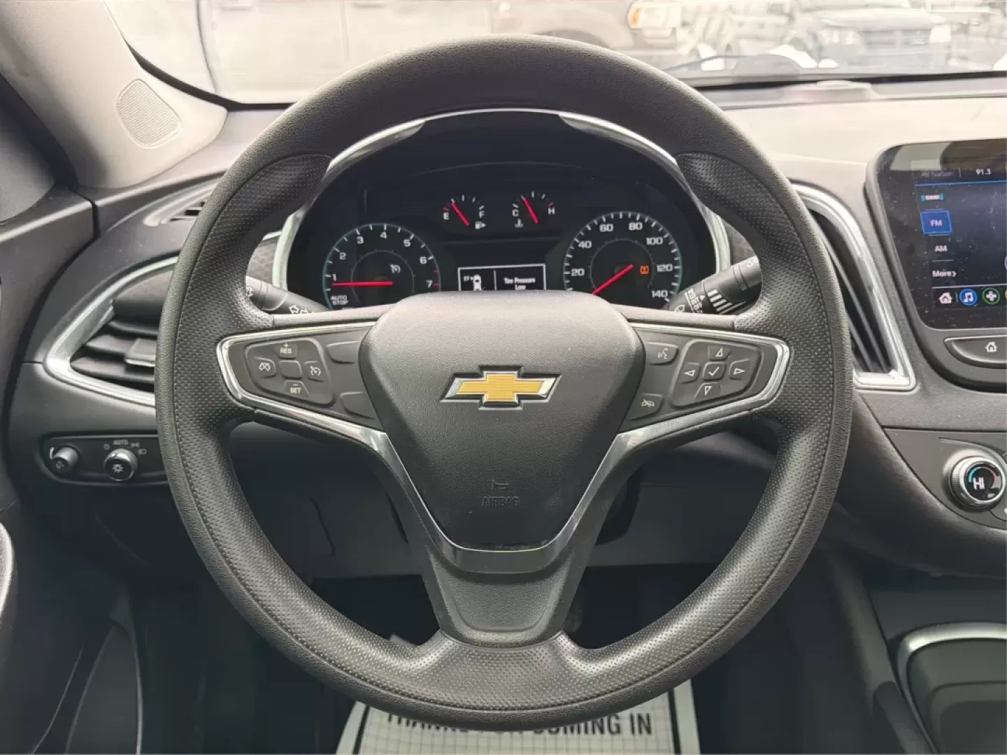 2020 Chevrolet Malibu FWD LT (1G1ZD5ST9LF) with an ECOTEC 1.5L I-4 gasoline direct injection engine, 6A transmission, located at 1184 Kauffman Ave, Fairborn, OH, 45324, (937) 908-9800, 39.807072, -84.030914 - ### Discover the 2020 Chevrolet Malibu LT: Your Perfect Commuter and Family Sedan!<br /> <br /> Are you searching for a reliable vehicle that blends comfort and efficiency for your daily commute or family outings? Look no further than the 2020 Chevrolet Malibu LT available at Advantage Car and Credi - Photo#16