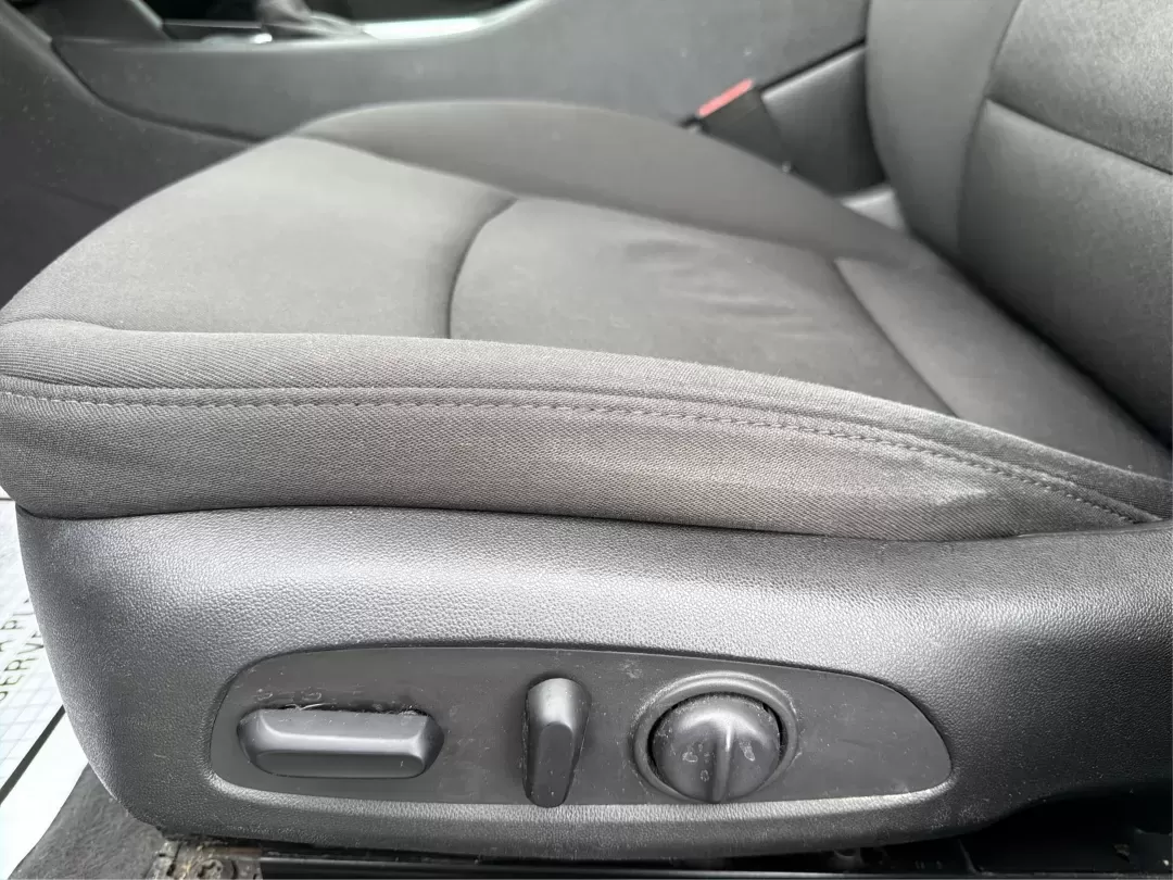 2020 Chevrolet Malibu FWD LT (1G1ZD5ST9LF) with an ECOTEC 1.5L I-4 gasoline direct injection engine, located at 1184 Kauffman Ave, Fairborn, OH, 45324, (937) 908-9800, 39.807072, -84.030914 - 2020 Chevrolet Malibu FWD LT - Photo#18