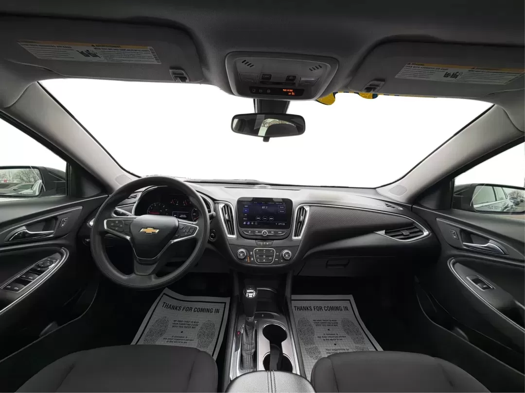 2020 Chevrolet Malibu FWD LT (1G1ZD5ST9LF) with an ECOTEC 1.5L I-4 gasoline direct injection engine, located at 1184 Kauffman Ave, Fairborn, OH, 45324, (937) 908-9800, 39.807072, -84.030914 - 2020 Chevrolet Malibu FWD LT - Photo#22