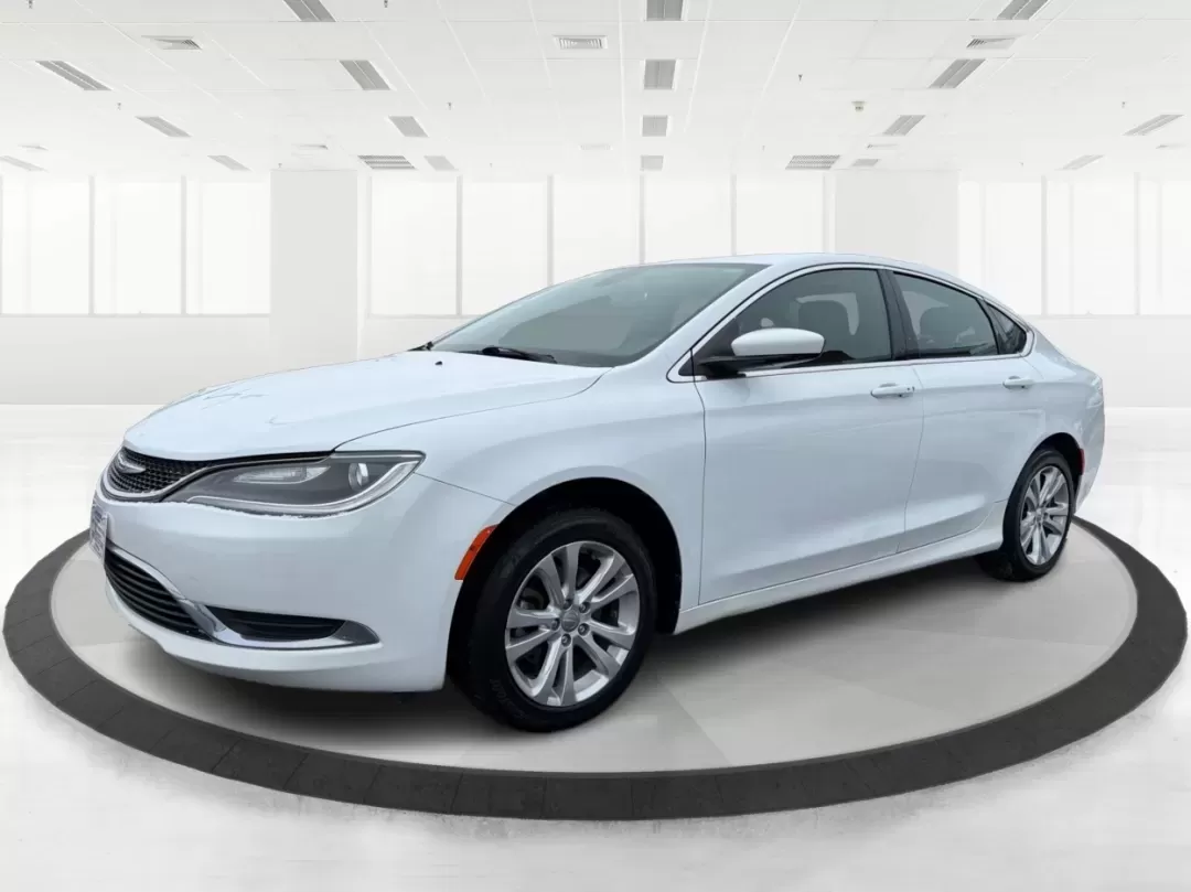 2015 Chrysler 200 Limited (1C3CCCAB2FN) with an 3.6L V-6 DOHC engine, 9-Speed Automatic transmission, located at 1184 Kauffman Ave, Fairborn, OH, 45324, (937) 908-9800, 39.807072, -84.030914 - Are you in the market for a reliable sedan that seamlessly blends comfort, performance, and style? Look no further! At Advantage Car and Credit in Fairborn, OH, we present a fantastic opportunity for you to own the 2015 Chrysler 200 Limited. This vehicle is not just a car; it's your perfect companio - Photo#8