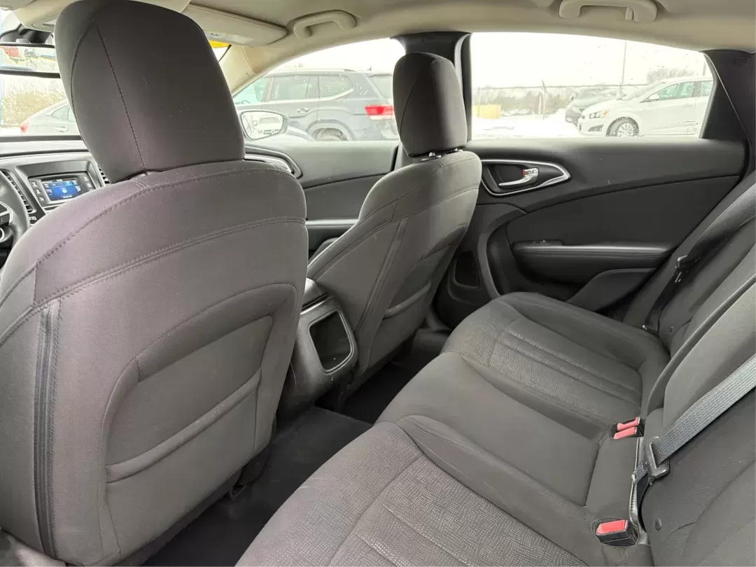 2015 Chrysler 200 Limited (1C3CCCAB2FN) with an 3.6L V-6 DOHC engine, 9-Speed Automatic transmission, located at 1184 Kauffman Ave, Fairborn, OH, 45324, (937) 908-9800, 39.807072, -84.030914 - Are you in the market for a reliable sedan that seamlessly blends comfort, performance, and style? Look no further! At Advantage Car and Credit in Fairborn, OH, we present a fantastic opportunity for you to own the 2015 Chrysler 200 Limited. This vehicle is not just a car; it's your perfect companio - Photo#10