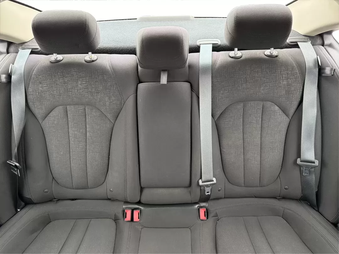 2015 Chrysler 200 Limited (1C3CCCAB2FN) with an 3.6L V-6 DOHC engine, 9-Speed Automatic transmission, located at 1184 Kauffman Ave, Fairborn, OH, 45324, (937) 908-9800, 39.807072, -84.030914 - Are you in the market for a reliable sedan that seamlessly blends comfort, performance, and style? Look no further! At Advantage Car and Credit in Fairborn, OH, we present a fantastic opportunity for you to own the 2015 Chrysler 200 Limited. This vehicle is not just a car; it's your perfect companio - Photo#14