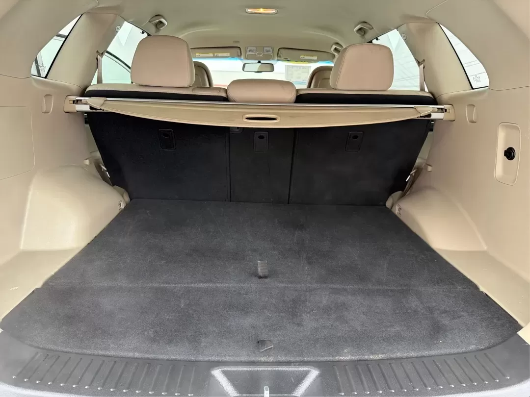 2014 Kia Sorento LX (5XYKT3A64EG) with an 2.4L I-4 gasoline direct injection engine, located at 1099 N County Rd 25A , Troy, OH, 45373, (937) 908-9800, 40.057079, -84.212883 - 2014 Kia Sorento LX - Photo#12