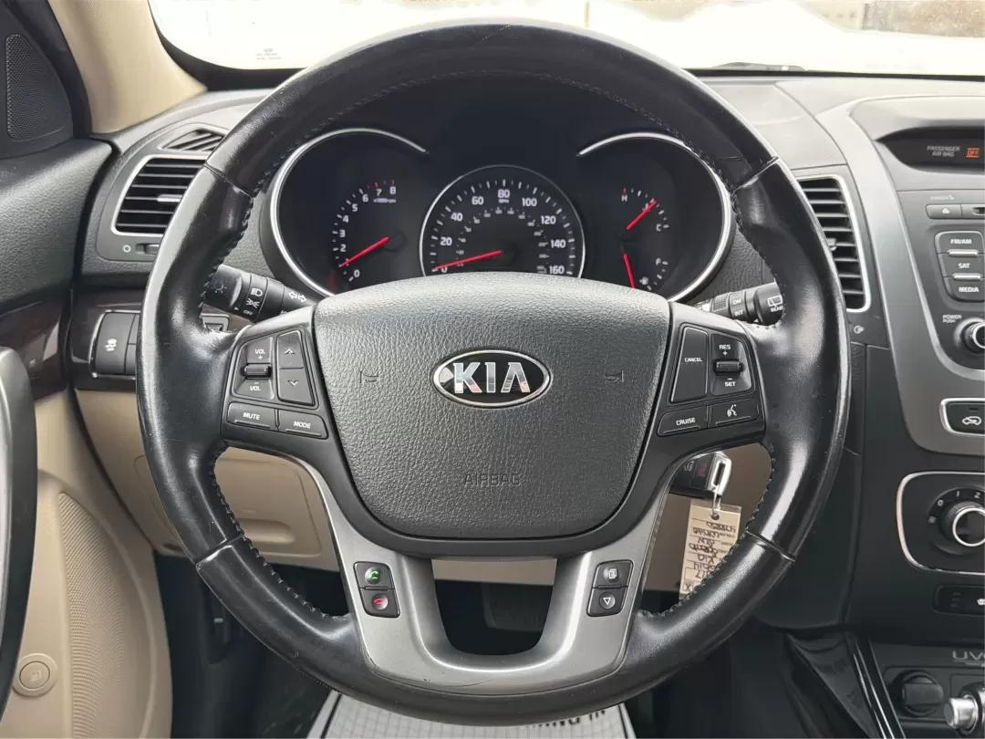 2014 Kia Sorento LX (5XYKT3A64EG) with an 2.4L I-4 gasoline direct injection engine, located at 1099 N County Rd 25A , Troy, OH, 45373, (937) 908-9800, 40.057079, -84.212883 - 2014 Kia Sorento LX - Photo#16