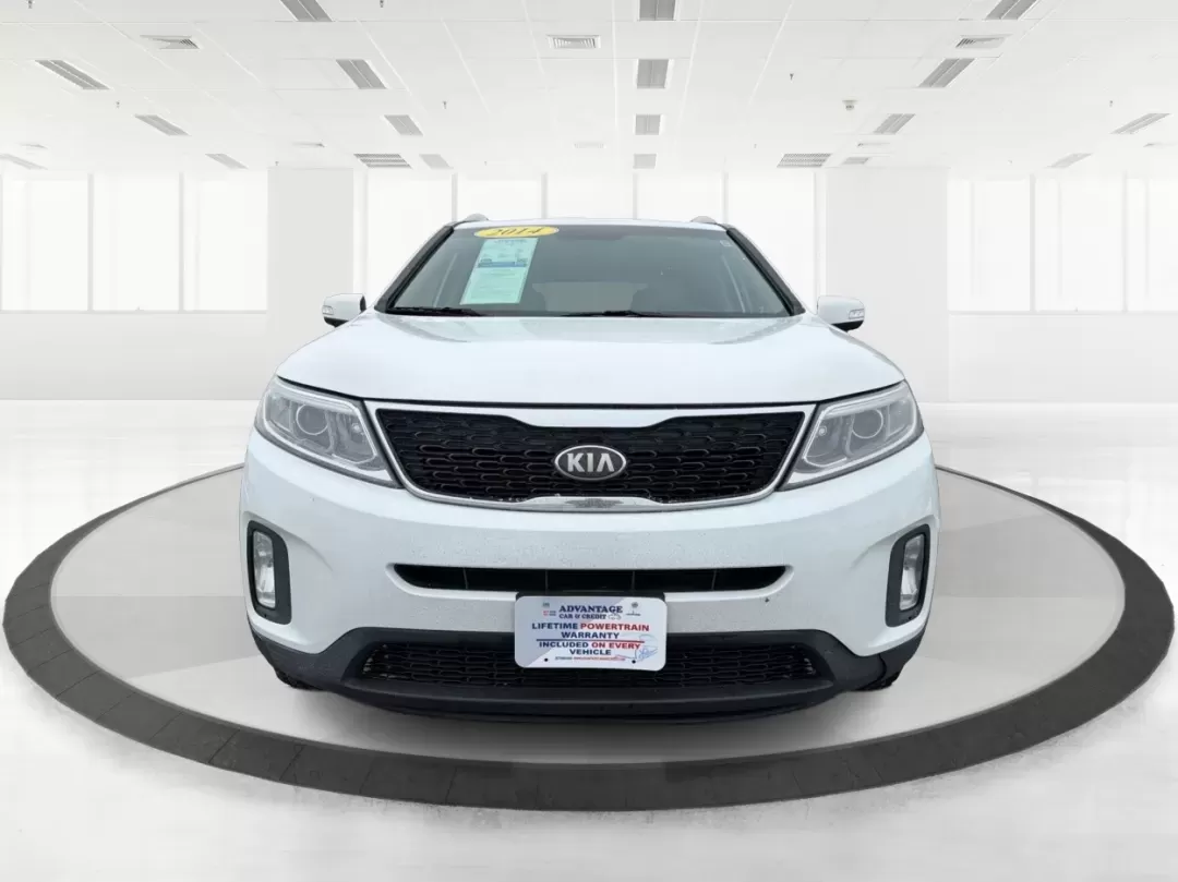 2014 Kia Sorento LX (5XYKT3A64EG) with an 2.4L I-4 gasoline direct injection engine, 6-Speed Automatic transmission, located at 880 E. National Road, Vandalia, OH, 45377, (937) 908-9800, 39.891918, -84.183594 - **Discover the 2014 Kia Sorento LX: Your Family's Perfect Adventure Companion!**<br /> <br /> Are you searching for a reliable SUV that effortlessly blends comfort, style, and functionality? Look no further than the 2014 Kia Sorento LX, available at Advantage Car and Credit in Troy, OH. This spaciou - Photo#7