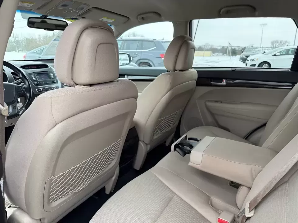 2014 Kia Sorento LX (5XYKT3A64EG) with an 2.4L I-4 gasoline direct injection engine, 6-Speed Automatic transmission, located at 4508 South Dixie Dr, Moraine, OH, 45439, (937) 908-9800, 39.689976, -84.218452 - **Discover the 2014 Kia Sorento LX: Your Family's Perfect Adventure Companion!**<br /> <br /> Are you searching for a reliable SUV that effortlessly blends comfort, style, and functionality? Look no further than the 2014 Kia Sorento LX, available at Advantage Car and Credit in Troy, OH. This spaciou - Photo#10