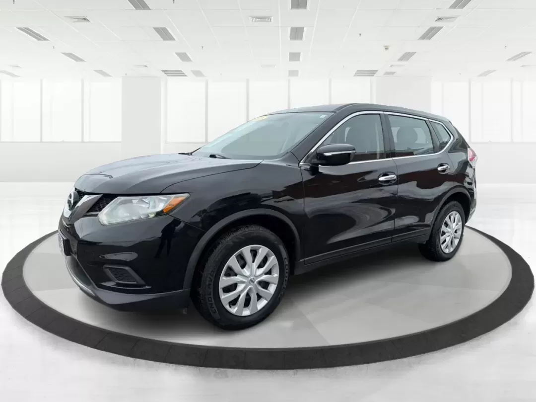 2015 Nissan Rogue S (KNMAT2MV8FP) with an 2.5L I-4 DOHC engine, Continuously Variable Transmission transmission, located at 880 E. National Road, Vandalia, OH, 45377, (937) 908-9800, 39.891918, -84.183594 - **Discover Your Next Adventure with the 2015 Nissan Rogue at Advantage Car and Credit - Vandalia!**<br /> <br /> Are you ready to elevate your driving experience? Whether you're a growing family in need of a reliable vehicle, a commuter craving comfort, or an adventure-seeker looking for your next r - Photo#8