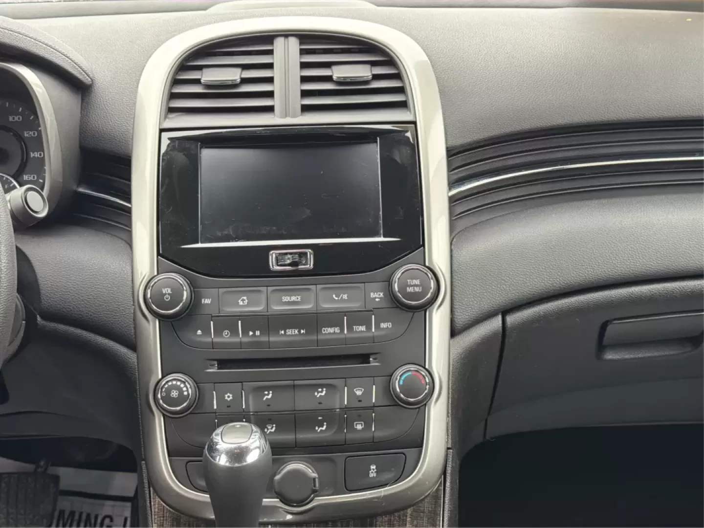 2015 Chevrolet Malibu 1LT (1G11C5SL8FF) with an ECOTEC 2.5L I-4 gasoline direct injection engine, located at 4508 South Dixie Dr, Moraine, OH, 45439, (937) 908-9800, 39.689976, -84.218452 - Need a dependable sedan for the daily commute down I75, school drop-offs near West Carrollton, or quick errands along South Dixie Drive-without the stress of traditional bank hurdles? This 2015 Chevrolet Malibu 1LT is a smart, comfortable choice for real life in the Dayton area, offering efficient p - Photo#13