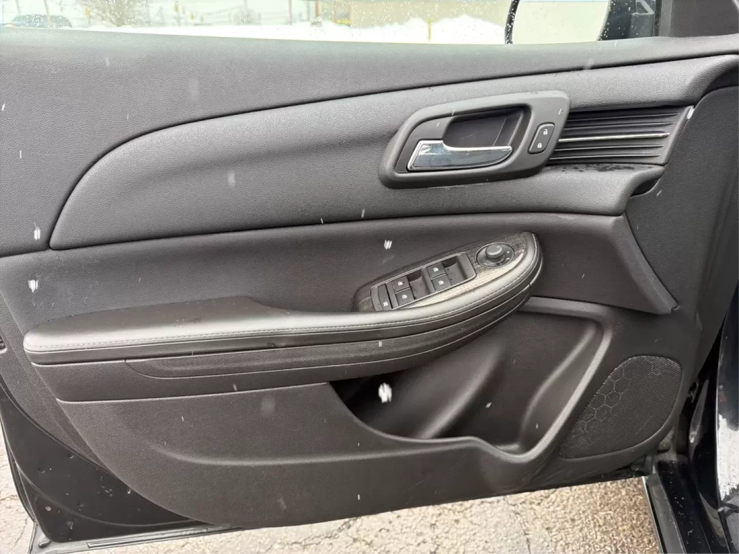 2015 Chevrolet Malibu 1LT (1G11C5SL8FF) with an ECOTEC 2.5L I-4 gasoline direct injection engine, located at 4508 South Dixie Dr, Moraine, OH, 45439, (937) 908-9800, 39.689976, -84.218452 - Need a dependable sedan for the daily commute down I75, school drop-offs near West Carrollton, or quick errands along South Dixie Drive-without the stress of traditional bank hurdles? This 2015 Chevrolet Malibu 1LT is a smart, comfortable choice for real life in the Dayton area, offering efficient p - Photo#19