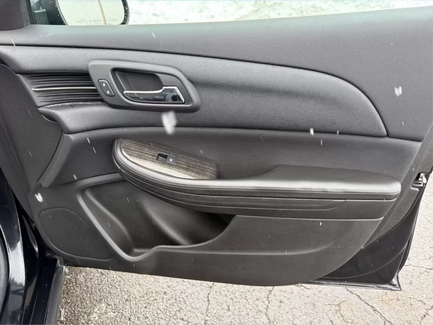 2015 Chevrolet Malibu 1LT (1G11C5SL8FF) with an ECOTEC 2.5L I-4 gasoline direct injection engine, located at 4508 South Dixie Dr, Moraine, OH, 45439, (937) 908-9800, 39.689976, -84.218452 - Need a dependable sedan for the daily commute down I75, school drop-offs near West Carrollton, or quick errands along South Dixie Drive-without the stress of traditional bank hurdles? This 2015 Chevrolet Malibu 1LT is a smart, comfortable choice for real life in the Dayton area, offering efficient p - Photo#20