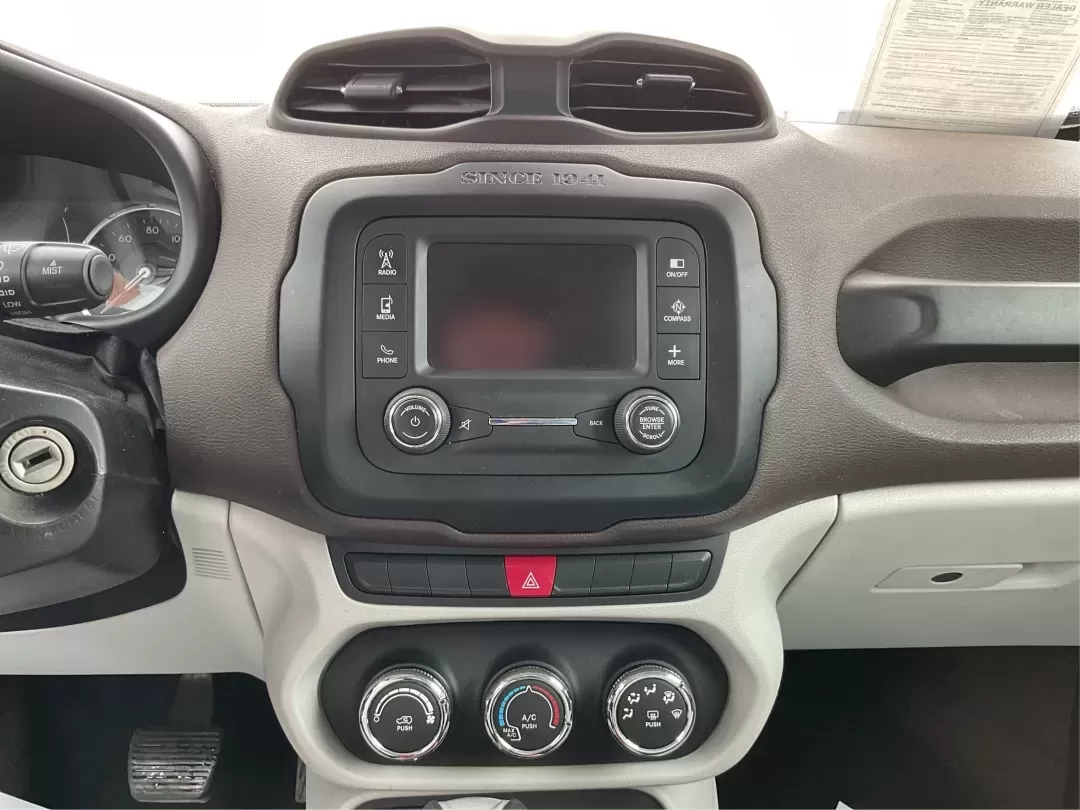 2015 Jeep Renegade Latitude (ZACCJBBT4FP) with an 2.4L L4 engine, 6-Speed Manual transmission, located at 1230 East Main St, Xenia, OH, 45385, (937) 908-9800, 39.688026, -83.910172 - Ready for a life that doesn't stop when the pavement ends? This 2015 Jeep Renegade Latitude 4WD in Alpine White is built for the Xenia lifestyle-weekday commutes down US-35, quick runs to grocery stores near downtown, and spontaneous weekend getaways to Caesar Creek State Park or John Bryan State Pa - Photo#13