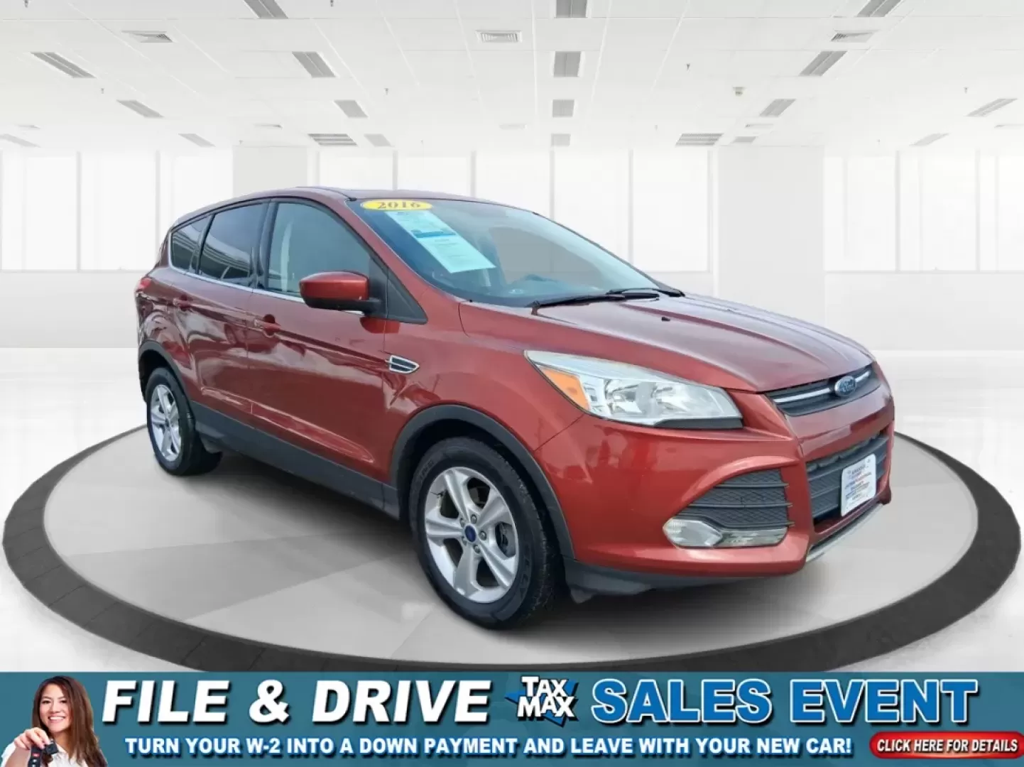 2016 Ford Escape SE (1FMCU0G71GU) with an 2.5L L4 DOHC 16V engine, 6-Speed Automatic transmission, located at 401 Woodman Dr, Riverside, OH, 45431, (937) 908-9800, 39.760899, -84.123421 - Need an SUV that can handle school drop-offs, I675 commutes, and spontaneous weekend getaways to Carillon Historical Park or a day at the National Museum of the U.S. Air Force? This 2016 Ford Escape SE in eye-catching Sunset is built for real-life schedules-easy to park, comfortable for longer drive - Photo#0