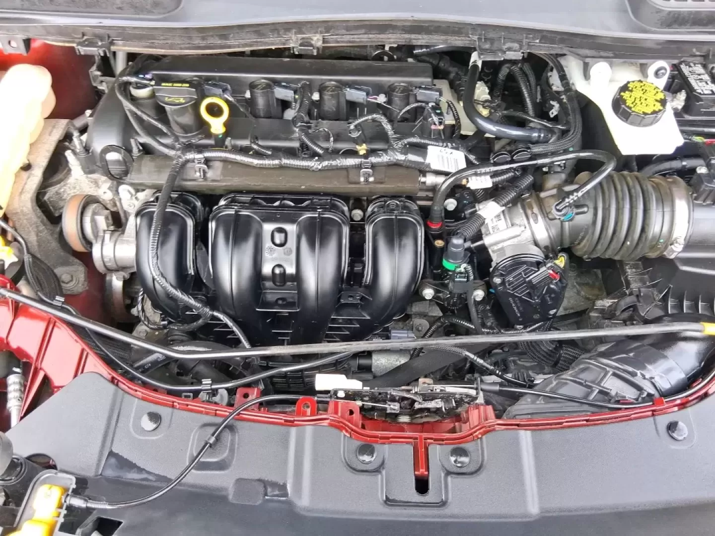 2016 Ford Escape SE (1FMCU0G71GU) with an 2.5L L4 DOHC 16V engine, 6-Speed Automatic transmission, located at 401 Woodman Dr, Riverside, OH, 45431, (937) 908-9800, 39.760899, -84.123421 - Need an SUV that can handle school drop-offs, I675 commutes, and spontaneous weekend getaways to Carillon Historical Park or a day at the National Museum of the U.S. Air Force? This 2016 Ford Escape SE in eye-catching Sunset is built for real-life schedules-easy to park, comfortable for longer drive - Photo#10