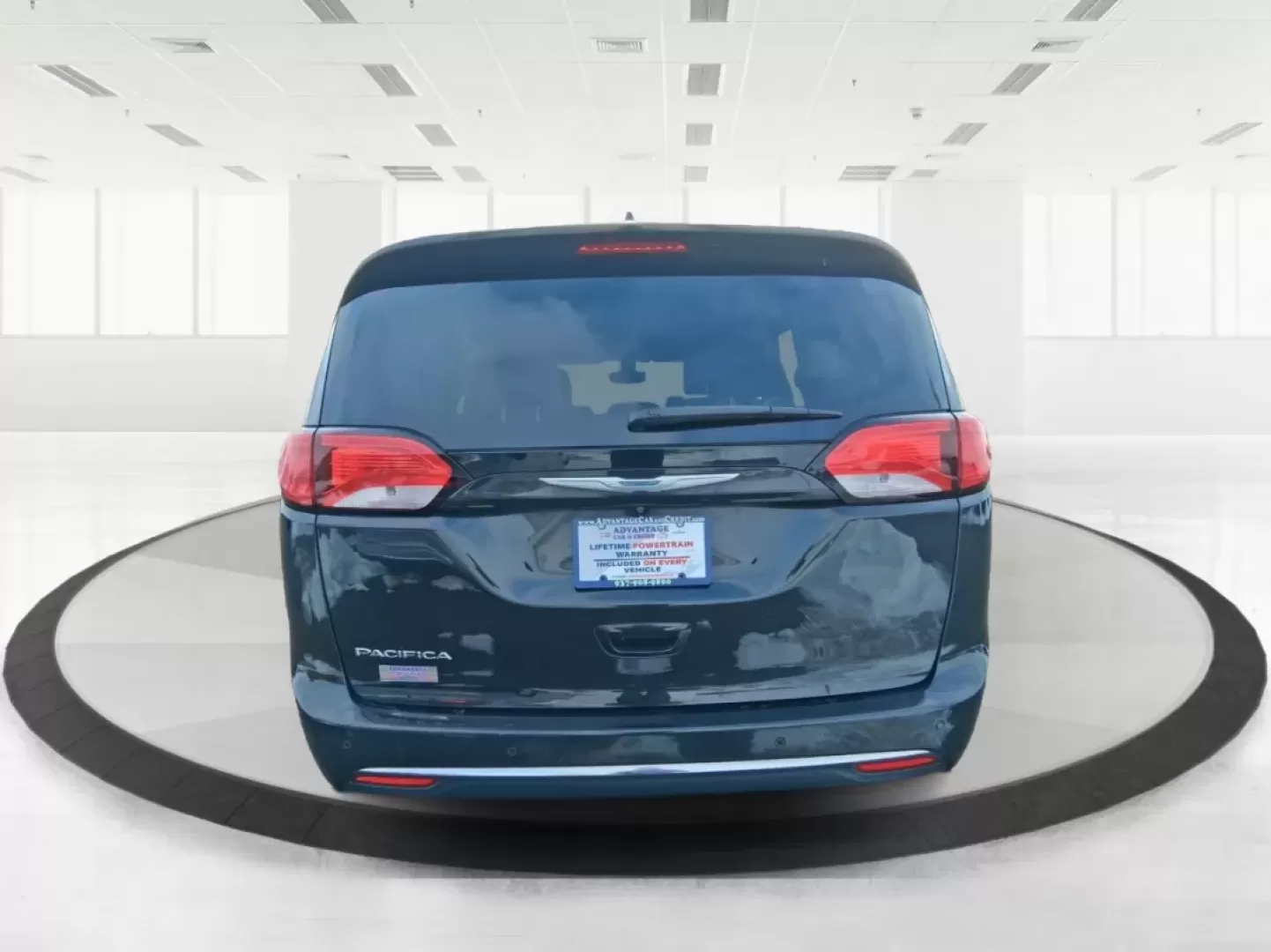 2017 Chrysler Pacifica Touring-L Plus (2C4RC1EG7HR) with an Pentastar 3.6L V-6 DOHC engine, 9A transmission, located at 1951 S Dayton Lakeview Rd., New Carlisle, OH, 45344, (937) 908-9800, 39.890999, -84.050255 - Load up the kids, the gear, and the playlist-this 2017 Chrysler Pacifica Touring-L Plus is built for real life in New Carlisle, from school drop-offs and long commutes to weekend trips out toward Buck Creek State Park. If you've been hunting for a comfortable, family-ready passenger van with premium - Photo#2