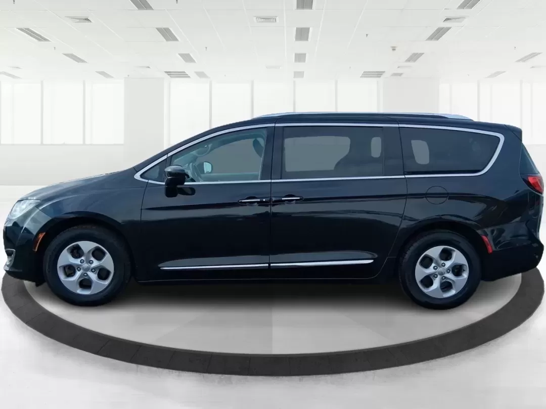 2017 Chrysler Pacifica Touring-L Plus (2C4RC1EG7HR) with an Pentastar 3.6L V-6 DOHC engine, 9A transmission, located at 1951 S Dayton Lakeview Rd., New Carlisle, OH, 45344, (937) 908-9800, 39.890999, -84.050255 - Load up the kids, the gear, and the playlist-this 2017 Chrysler Pacifica Touring-L Plus is built for real life in New Carlisle, from school drop-offs and long commutes to weekend trips out toward Buck Creek State Park. If you've been hunting for a comfortable, family-ready passenger van with premium - Photo#4
