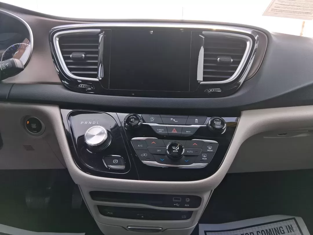 2017 Chrysler Pacifica Touring-L Plus (2C4RC1EG7HR) with an Pentastar 3.6L V-6 DOHC engine, 9A transmission, located at 1951 S Dayton Lakeview Rd., New Carlisle, OH, 45344, (937) 908-9800, 39.890999, -84.050255 - Load up the kids, the gear, and the playlist-this 2017 Chrysler Pacifica Touring-L Plus is built for real life in New Carlisle, from school drop-offs and long commutes to weekend trips out toward Buck Creek State Park. If you've been hunting for a comfortable, family-ready passenger van with premium - Photo#12