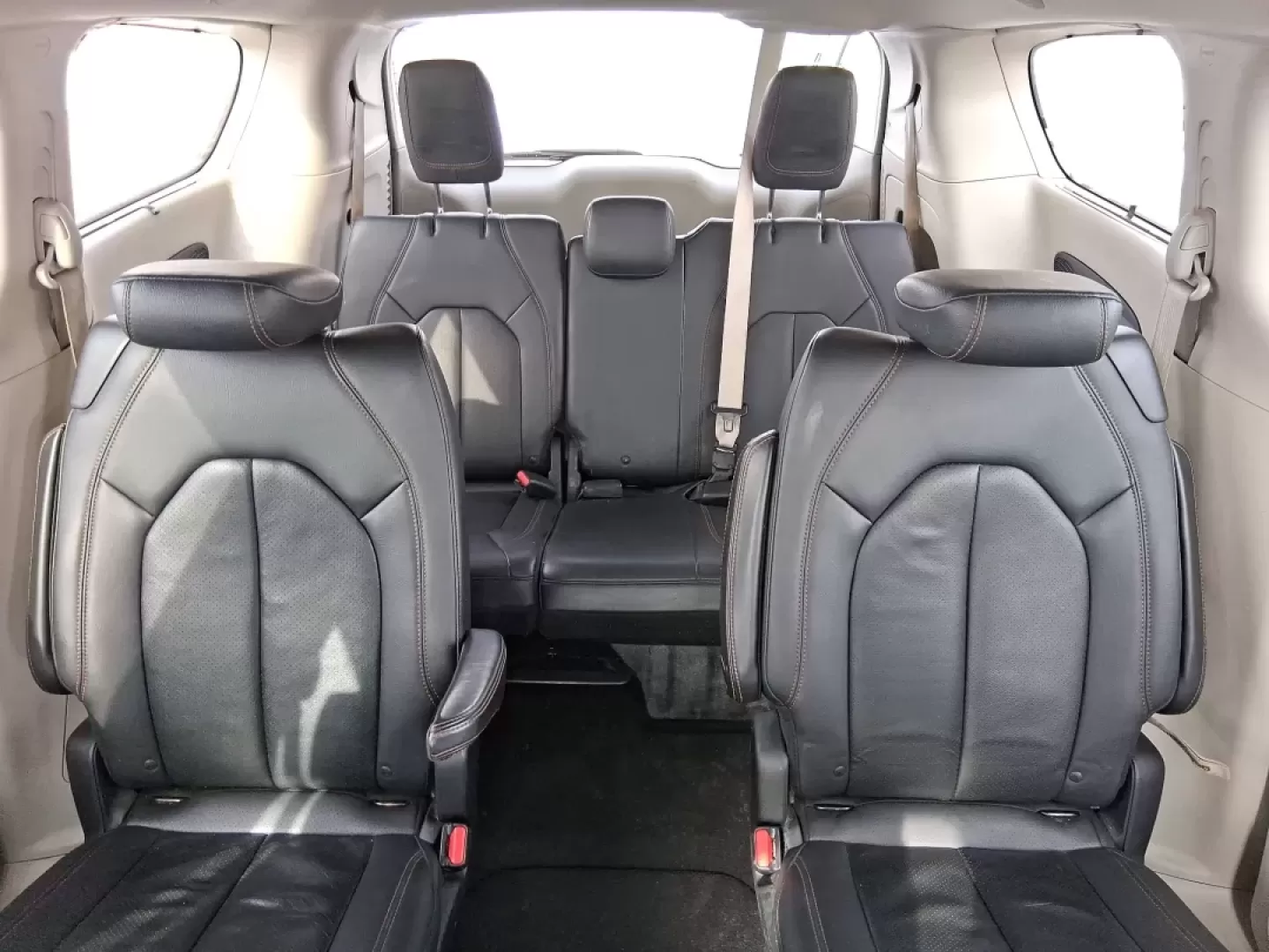 2017 Chrysler Pacifica Touring-L Plus (2C4RC1EG7HR) with an Pentastar 3.6L V-6 DOHC engine, 9A transmission, located at 1951 S Dayton Lakeview Rd., New Carlisle, OH, 45344, (937) 908-9800, 39.890999, -84.050255 - Load up the kids, the gear, and the playlist-this 2017 Chrysler Pacifica Touring-L Plus is built for real life in New Carlisle, from school drop-offs and long commutes to weekend trips out toward Buck Creek State Park. If you've been hunting for a comfortable, family-ready passenger van with premium - Photo#13