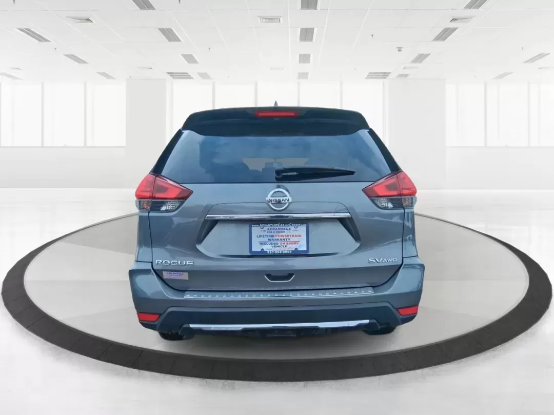 2017 Nissan Rogue SV (5N1AT2MV9HC) with an 2.5L I-4 DOHC engine, CVT transmission, located at 880 E. National Road, Vandalia, OH, 45377, (937) 908-9800, 39.891918, -84.183594 - Weekend road trips to MetroParks, daily commutes down I75, and grocery runs around the Dayton area all feel easier in a compact SUV that's comfortable, confident in bad weather, and flexible for real life. This 2017 Nissan Rogue SV in Gun Metallic is built for busy schedules and spontaneous getaways - Photo#3