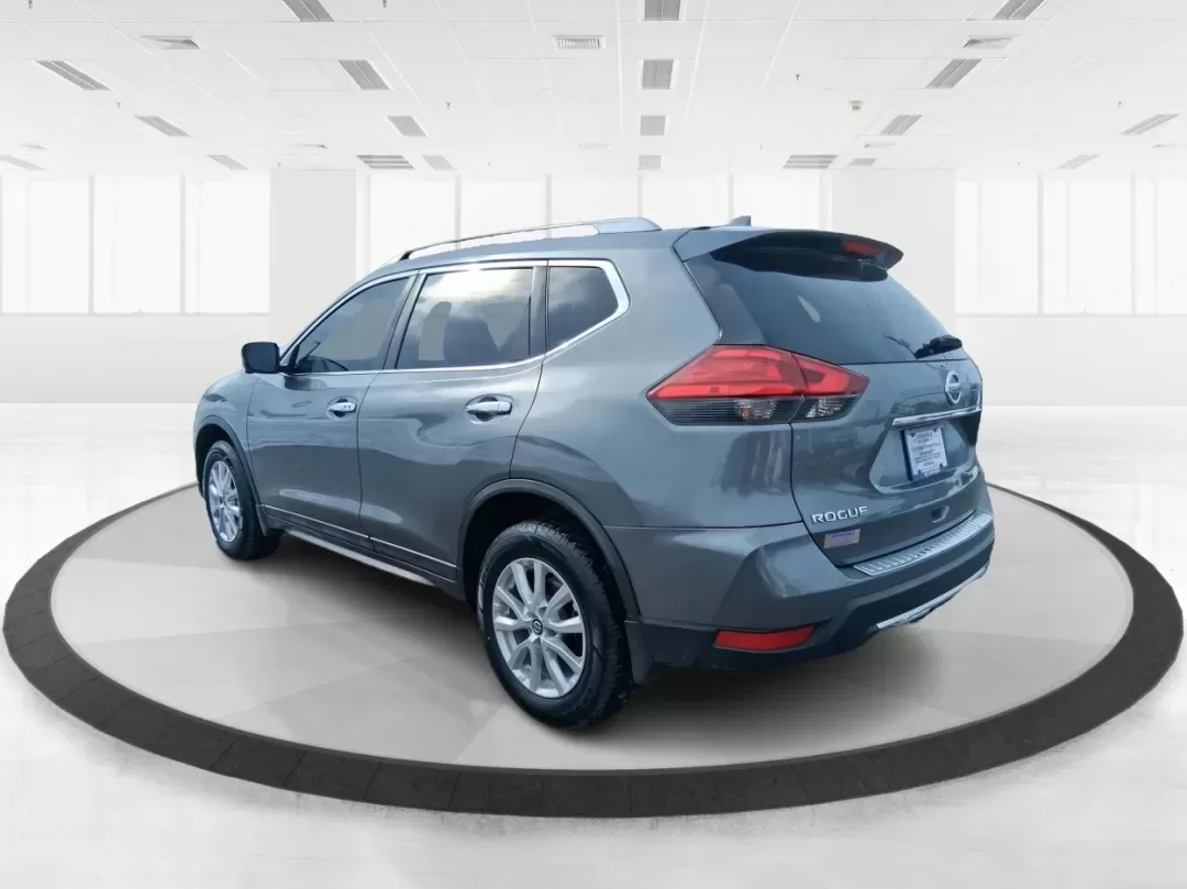 2017 Nissan Rogue SV (5N1AT2MV9HC) with an 2.5L I-4 DOHC engine, CVT transmission, located at 880 E. National Road, Vandalia, OH, 45377, (937) 908-9800, 39.891918, -84.183594 - Weekend road trips to MetroParks, daily commutes down I75, and grocery runs around the Dayton area all feel easier in a compact SUV that's comfortable, confident in bad weather, and flexible for real life. This 2017 Nissan Rogue SV in Gun Metallic is built for busy schedules and spontaneous getaways - Photo#4