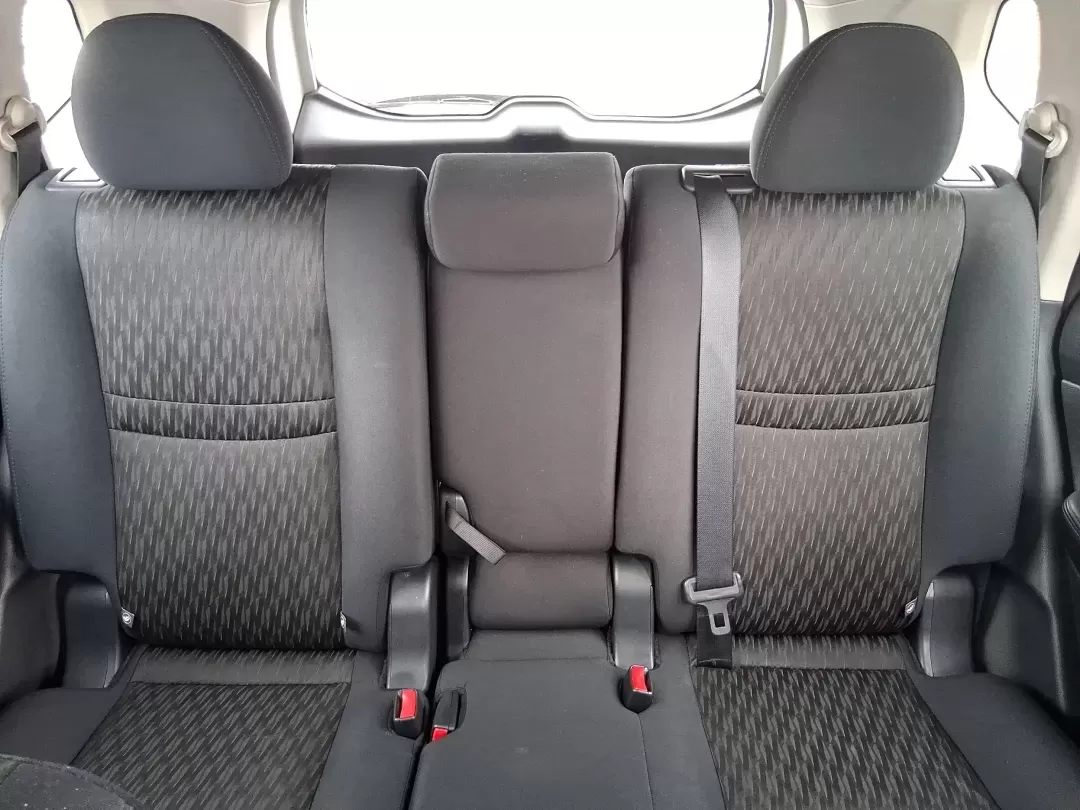 2017 Nissan Rogue SV (5N1AT2MV9HC) with an 2.5L I-4 DOHC engine, CVT transmission, located at 880 E. National Road, Vandalia, OH, 45377, (937) 908-9800, 39.891918, -84.183594 - Weekend road trips to MetroParks, daily commutes down I75, and grocery runs around the Dayton area all feel easier in a compact SUV that's comfortable, confident in bad weather, and flexible for real life. This 2017 Nissan Rogue SV in Gun Metallic is built for busy schedules and spontaneous getaways - Photo#14