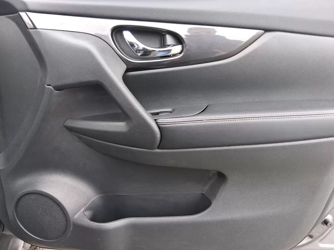 2017 Nissan Rogue SV (5N1AT2MV9HC) with an 2.5L I-4 DOHC engine, CVT transmission, located at 880 E. National Road, Vandalia, OH, 45377, (937) 908-9800, 39.891918, -84.183594 - Weekend road trips to MetroParks, daily commutes down I75, and grocery runs around the Dayton area all feel easier in a compact SUV that's comfortable, confident in bad weather, and flexible for real life. This 2017 Nissan Rogue SV in Gun Metallic is built for busy schedules and spontaneous getaways - Photo#19