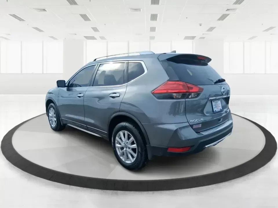 2017 Nissan Rogue SV (5N1AT2MV9HC) with an 2.5L I-4 DOHC engine, CVT transmission, located at 1184 Kauffman Ave, Fairborn, OH, 45324, (937) 908-9800, 39.807072, -84.030914 - Weekend road trips to MetroParks, daily commutes down I75, and grocery runs around the Dayton area all feel easier in a compact SUV that's comfortable, confident in bad weather, and flexible for real life. This 2017 Nissan Rogue SV in Gun Metallic is built for busy schedules and spontaneous getaways - Photo#4