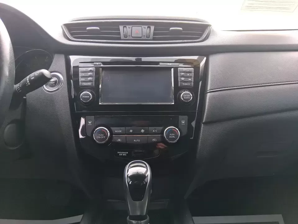 2017 Nissan Rogue SV (5N1AT2MV9HC) with an 2.5L I-4 DOHC engine, CVT transmission, located at 1184 Kauffman Ave, Fairborn, OH, 45324, (937) 908-9800, 39.807072, -84.030914 - Weekend road trips to MetroParks, daily commutes down I75, and grocery runs around the Dayton area all feel easier in a compact SUV that's comfortable, confident in bad weather, and flexible for real life. This 2017 Nissan Rogue SV in Gun Metallic is built for busy schedules and spontaneous getaways - Photo#13