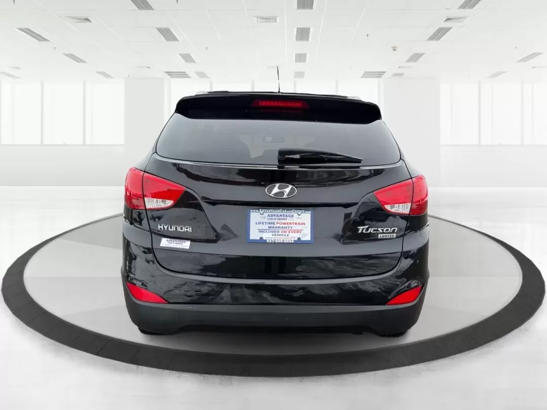 2012 Hyundai Tucson Limited (KM8JU3AC5CU) with an Theta II 2.4L I-4 DOHC engine, 6-Speed Automatic transmission, located at 880 E. National Road, Vandalia, OH, 45377, (937) 908-9800, 39.891918, -84.183594 - Need a dependable SUV that fits real life-school drop-offs, I-75 commuting, and weekend getaways to Taylorsville MetroPark-without the stress of traditional bank rules? This 2012 Hyundai Tucson Limited in Ash Black is a smart, comfortable choice for Vandalia drivers who want a practical daily vehicl - Photo#3