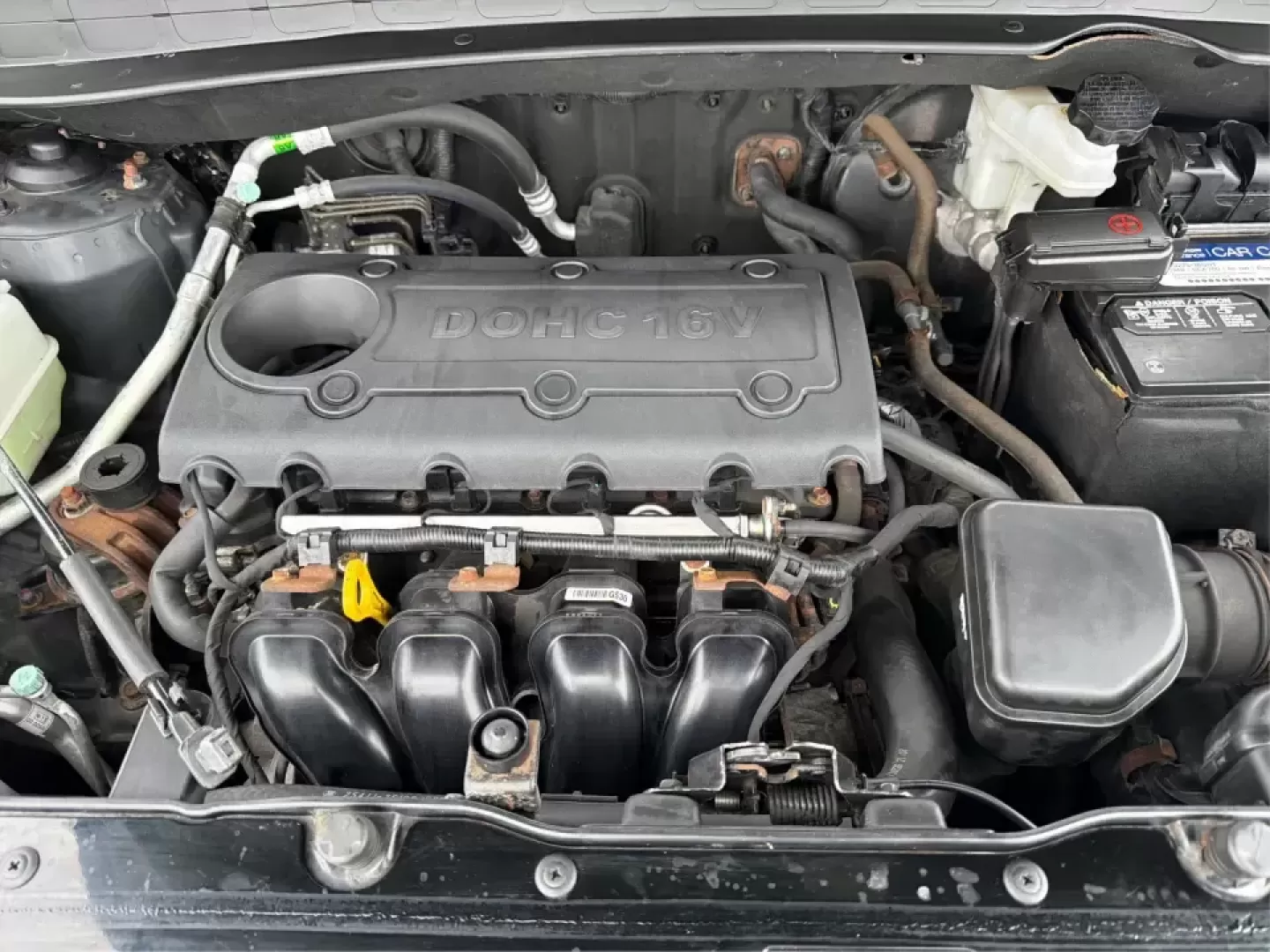 2012 Hyundai Tucson Limited (KM8JU3AC5CU) with an Theta II 2.4L I-4 DOHC engine, 6-Speed Automatic transmission, located at 880 E. National Road, Vandalia, OH, 45377, (937) 908-9800, 39.891918, -84.183594 - Need a dependable SUV that fits real life-school drop-offs, I-75 commuting, and weekend getaways to Taylorsville MetroPark-without the stress of traditional bank rules? This 2012 Hyundai Tucson Limited in Ash Black is a smart, comfortable choice for Vandalia drivers who want a practical daily vehicl - Photo#11