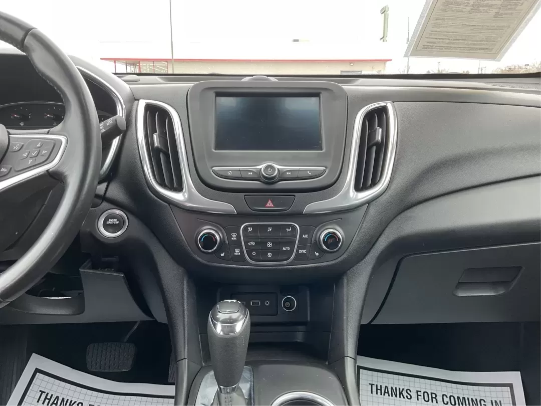 2020 Chevrolet Equinox FWD LT 1.5L Turbo (3GNAXKEV3LS) with an 1.5L I-4 gasoline direct injection engine, 6A transmission, located at 880 E. National Road, Vandalia, OH, 45377, (937) 908-9800, 39.891918, -84.183594 - Picture your next week: a smooth I75 commute, school drop-offs with room for backpacks and groceries, and an easy weekend escape to the National Museum of the U.S. Air Force-without driving something bulky or hard on fuel. This 2020 Chevrolet Equinox LT is the kind of practical, comfortable SUV that - Photo#13