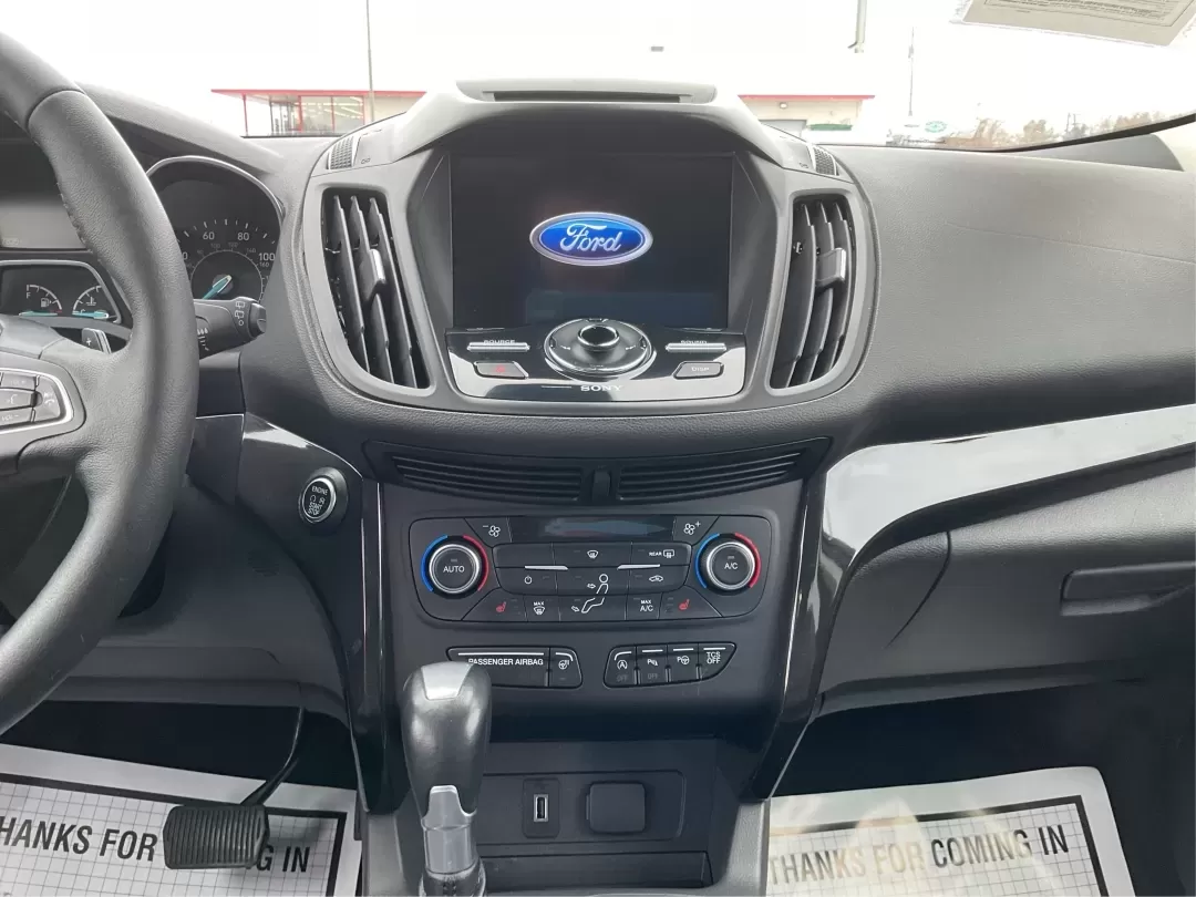 2018 Ford Escape Titanium (1FMCU9J97JU) with an EcoBoost 2L I-4 gasoline direct injection engine, located at 1099 N County Rd 25A , Troy, OH, 45373, (937) 908-9800, 40.057079, -84.212883 - 2018 Ford Escape Titanium - Photo#13
