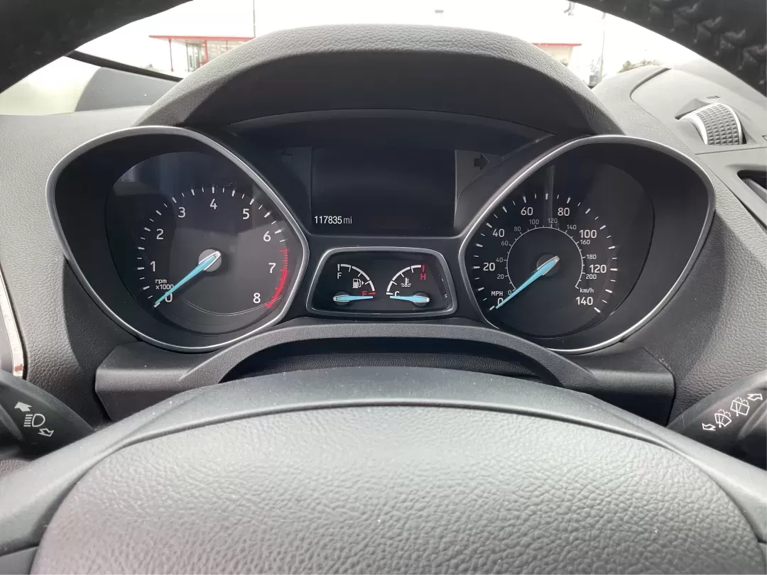 2018 Ford Escape Titanium (1FMCU9J97JU) with an EcoBoost 2L I-4 gasoline direct injection engine, located at 1099 N County Rd 25A , Troy, OH, 45373, (937) 908-9800, 40.057079, -84.212883 - 2018 Ford Escape Titanium - Photo#15